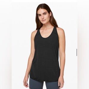 Lululemon Essential Tank *Scallop Texture, Black
Size: 10